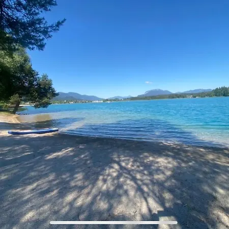 Hébergement de vacances Faaakersee Familyhouse - Mit Privatstrand- Seeblick Villach